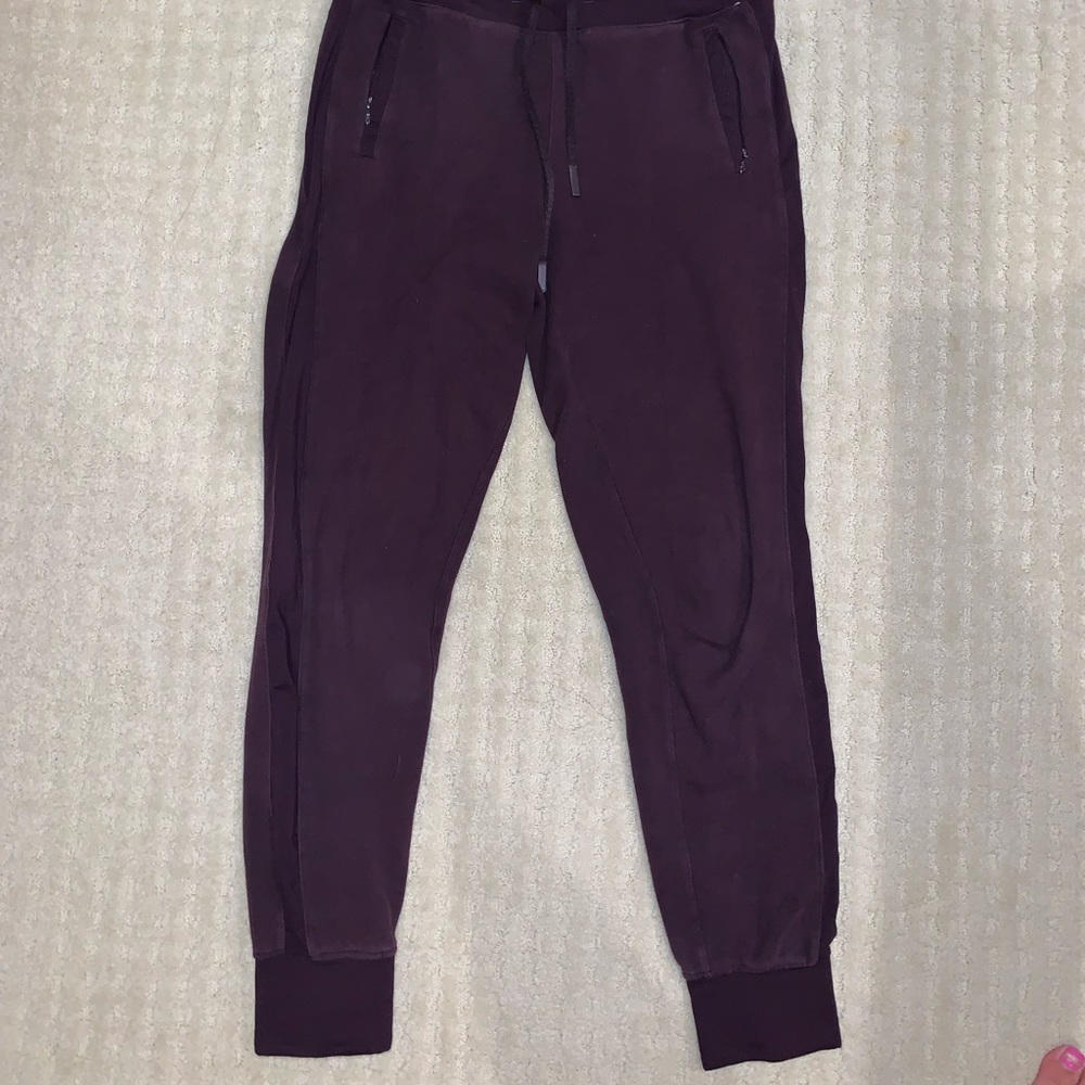 Lululemon joggers